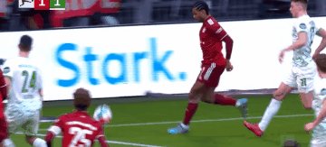 开云体育官网-【德甲】莱万双响穆勒造乌龙 拜仁4比1菲尔特